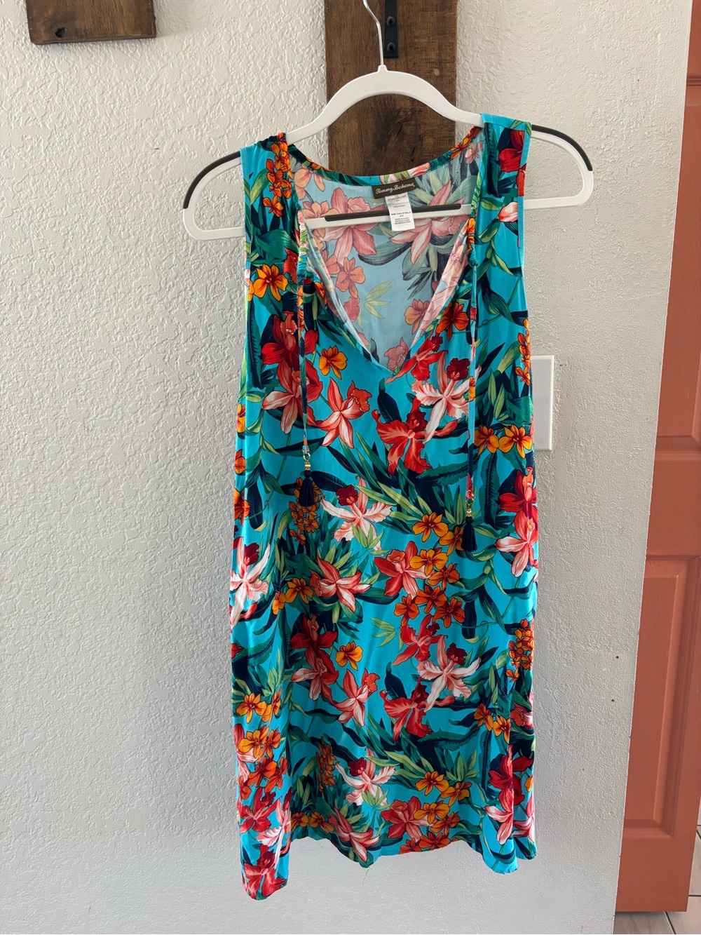 Tommy Bahama Turquoise Floral Sleeveless V-Neck